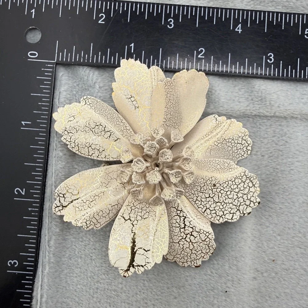 Vintage Enamel Flower Brooch Gold Tone Crackle Spring‎ HUGE Mod MCM